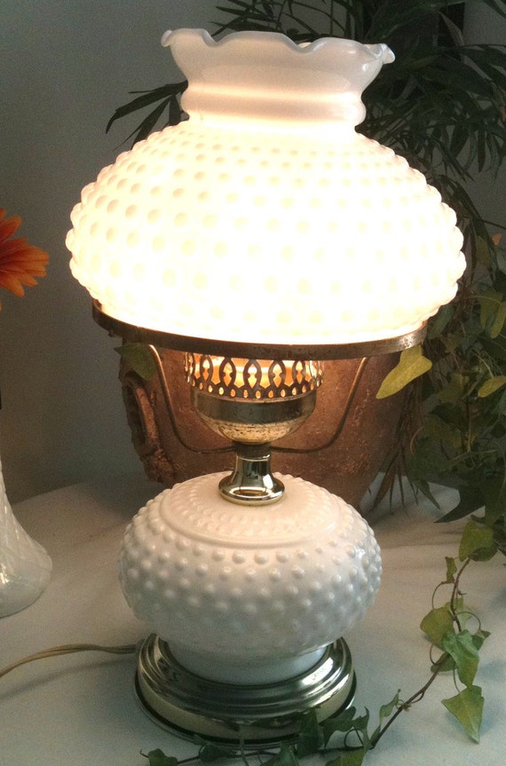 Vintage Milk Glass Lamp 50s Fenton Hobnail Table Lamp Light