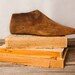Wood shoe form