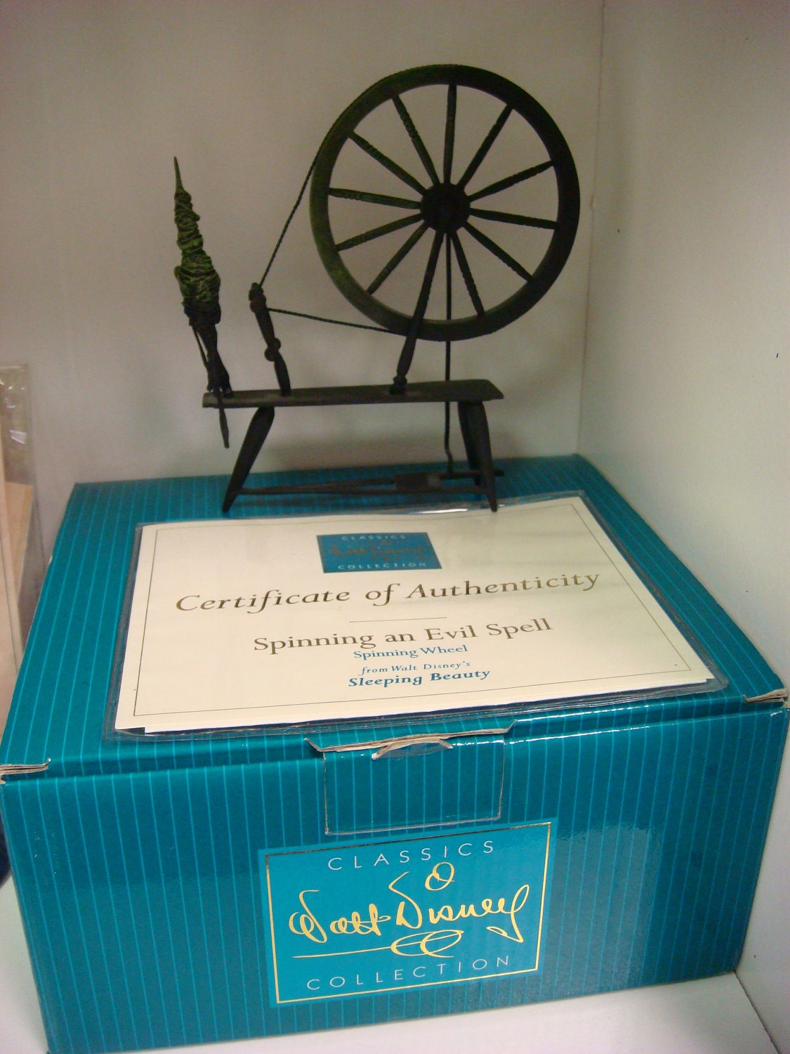 WDCC Sleeping Beauty's Spinning Wheel Spinning an