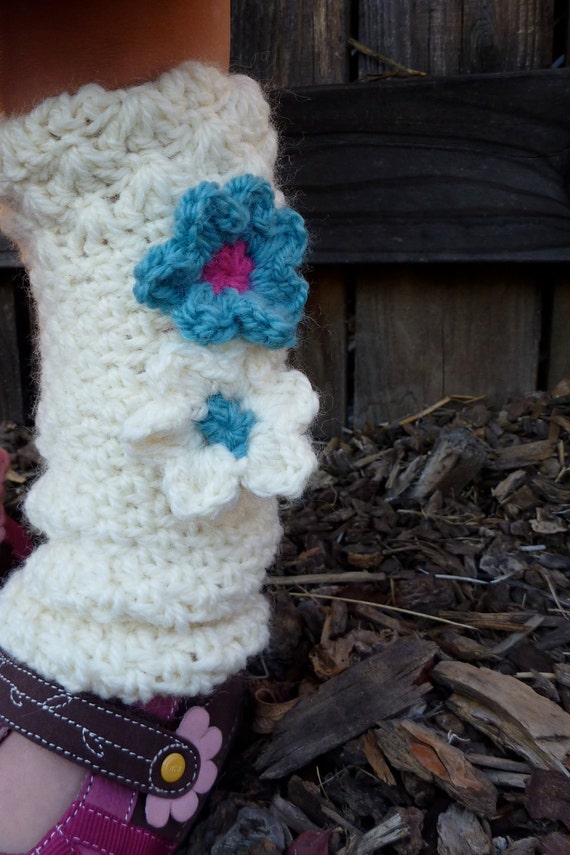 Items similar to Baby Knitted Leg Warmers with Flowers on Etsy