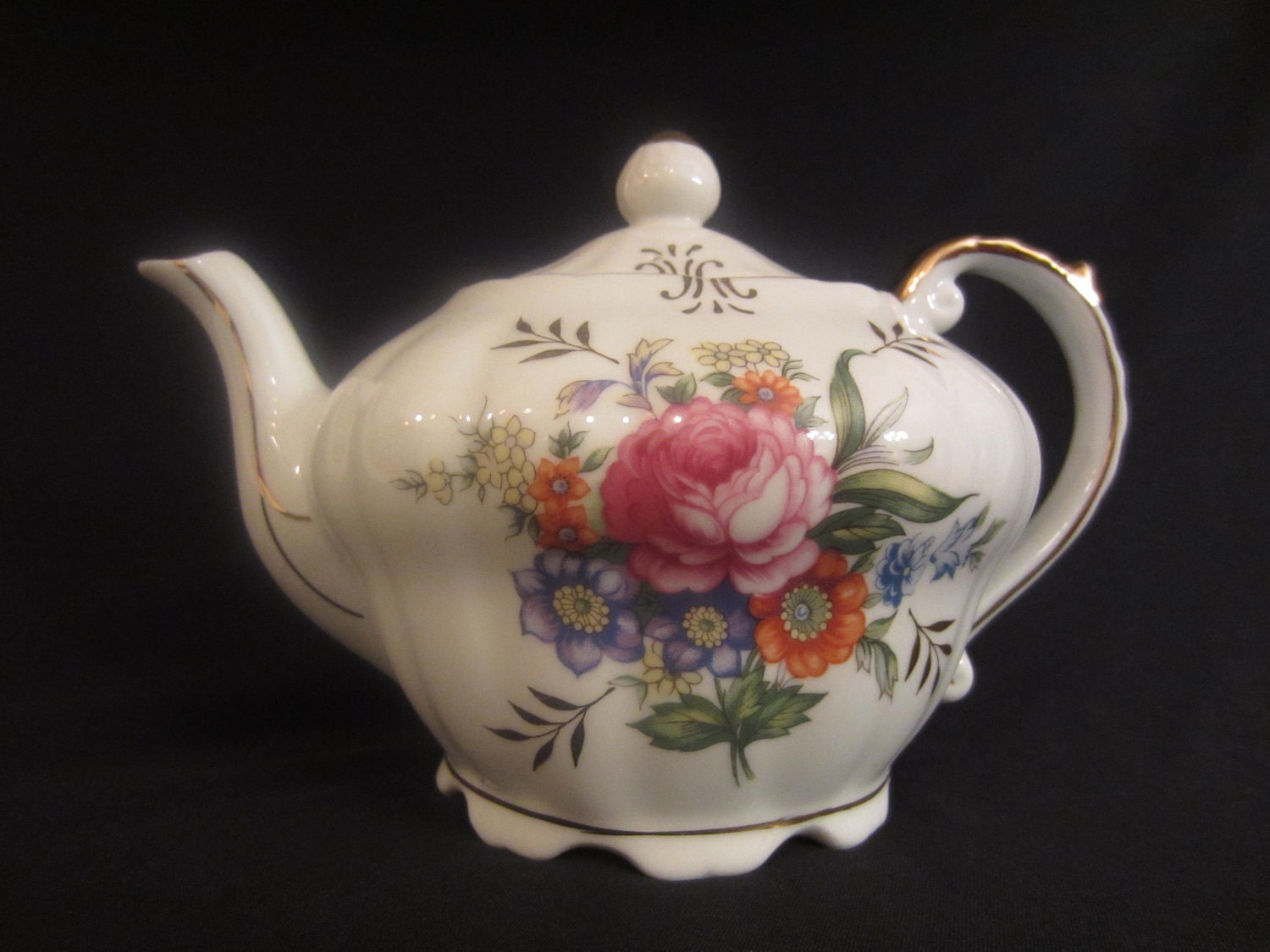 Musical Tea Pot Teapot Japan Floral Gold Trim Teapot Vintage