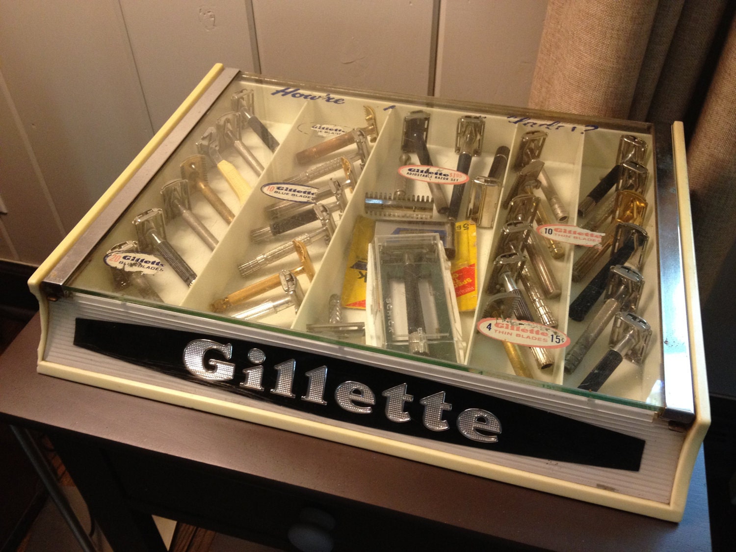 Vintage Gillette Counter Top Display Case from 1950s