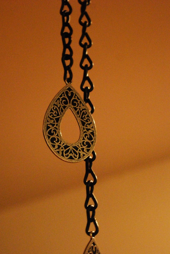 Wood & chain hanging candle holder chandelier