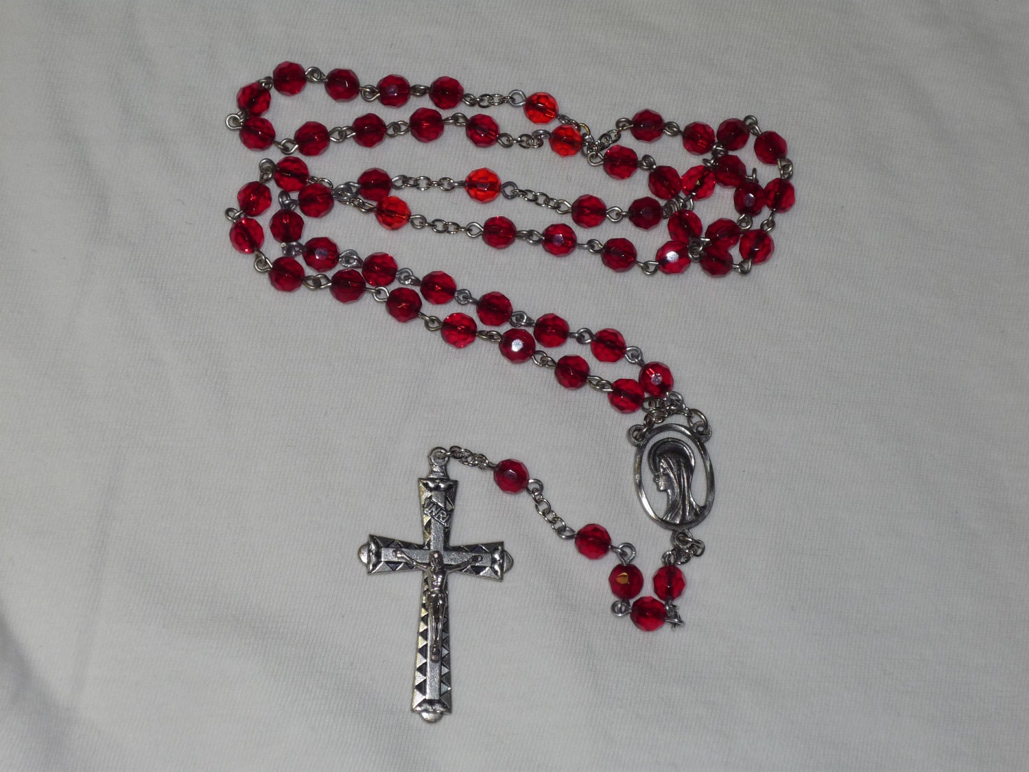 Red Crystal Rosary 6mm beads. Item 01005