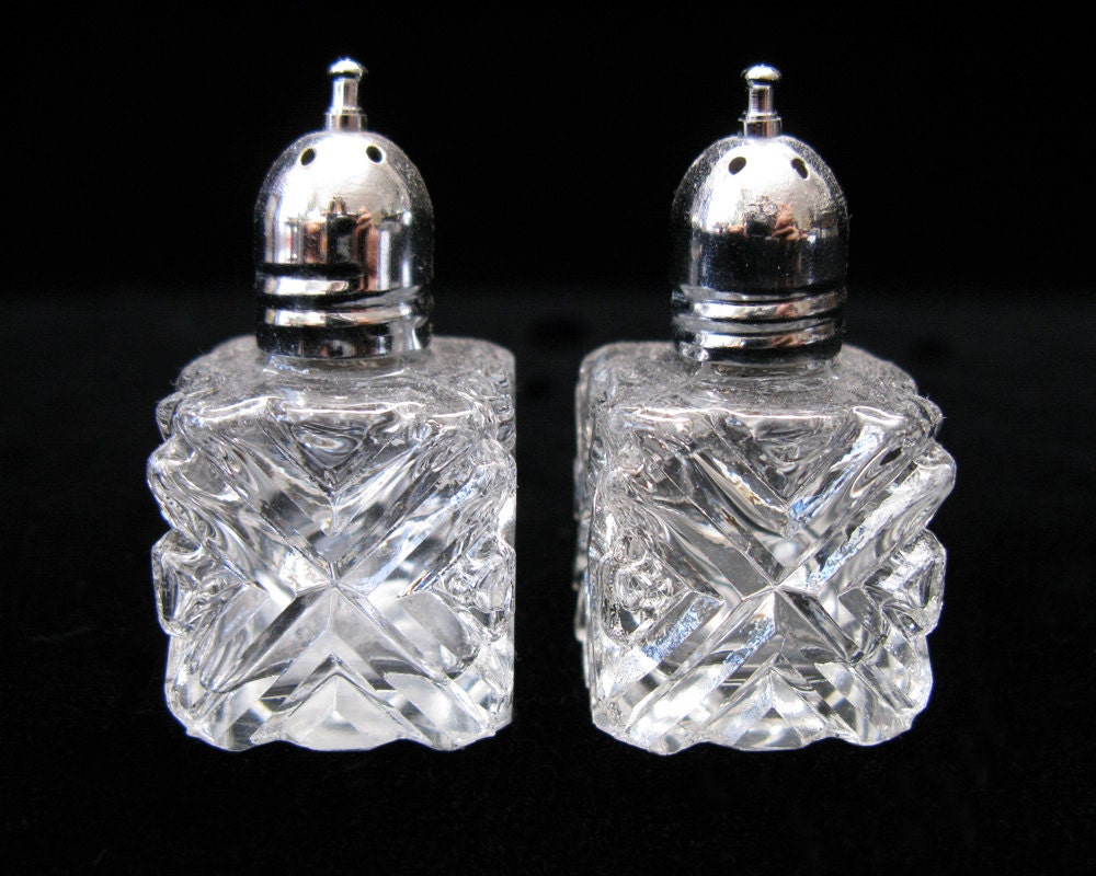 Vintage Mini Crystal Salt and Pepper Shakers Antique Miniature Salt And Pepper Shakers