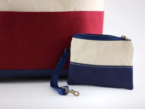 Large Nautical Weekend Shopper in Navy Cream and by MioMode