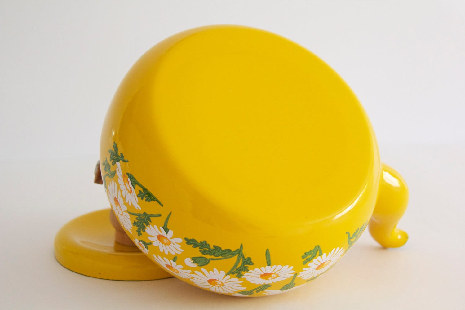 Vintage Enamel Teapot Mustard Yellow Daisies Wooden