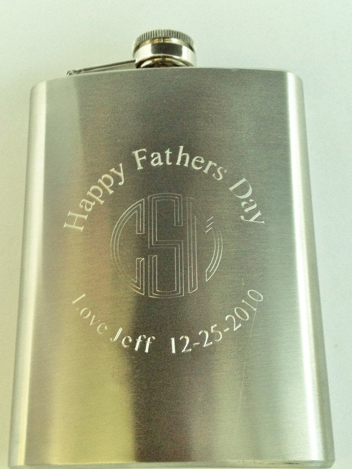 Circle Monogram Flask for Personalized Present Gift