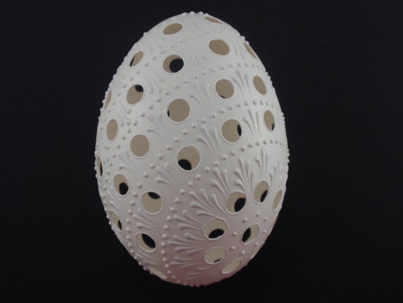 Decorated Goose Egg Traditional Wax Embossed and Drill Goose