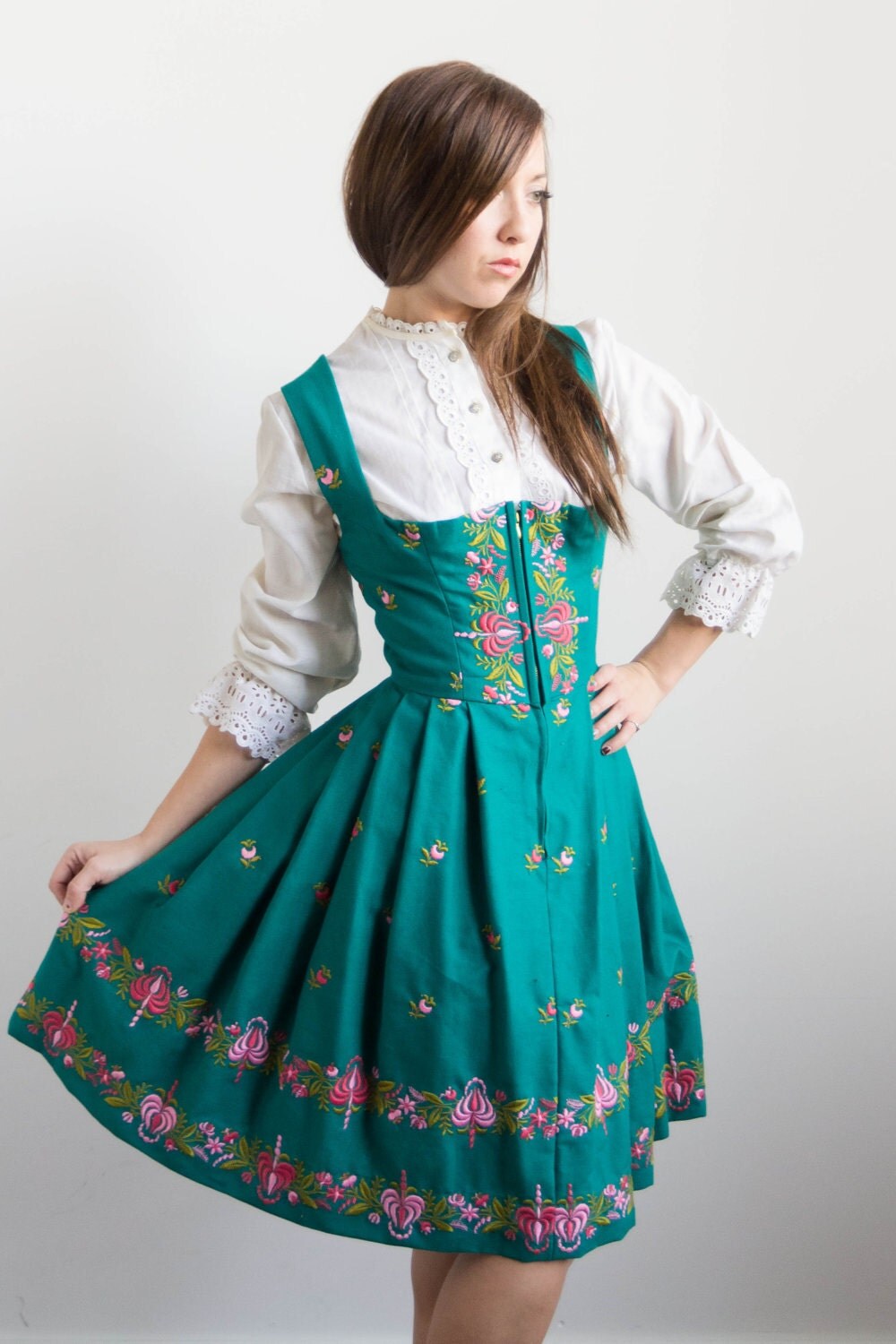 Dirndl Deals On 1001 Blocks