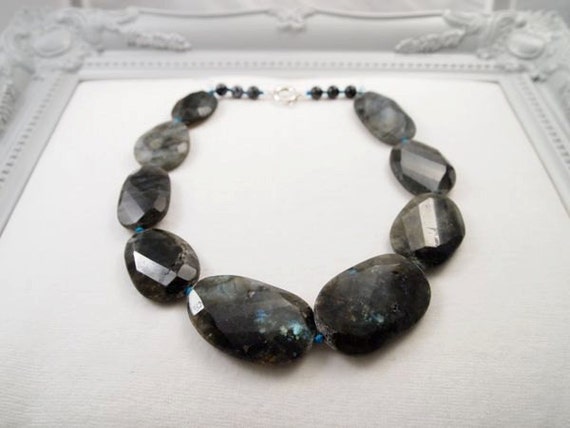 Stunning Labradorite Necklace by LindenFlowers on Etsy