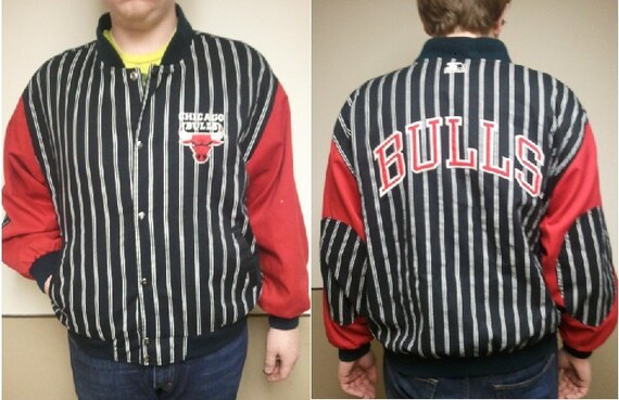 Vintage 1990s Chicago Bulls Starter Jacket. Mens Large.