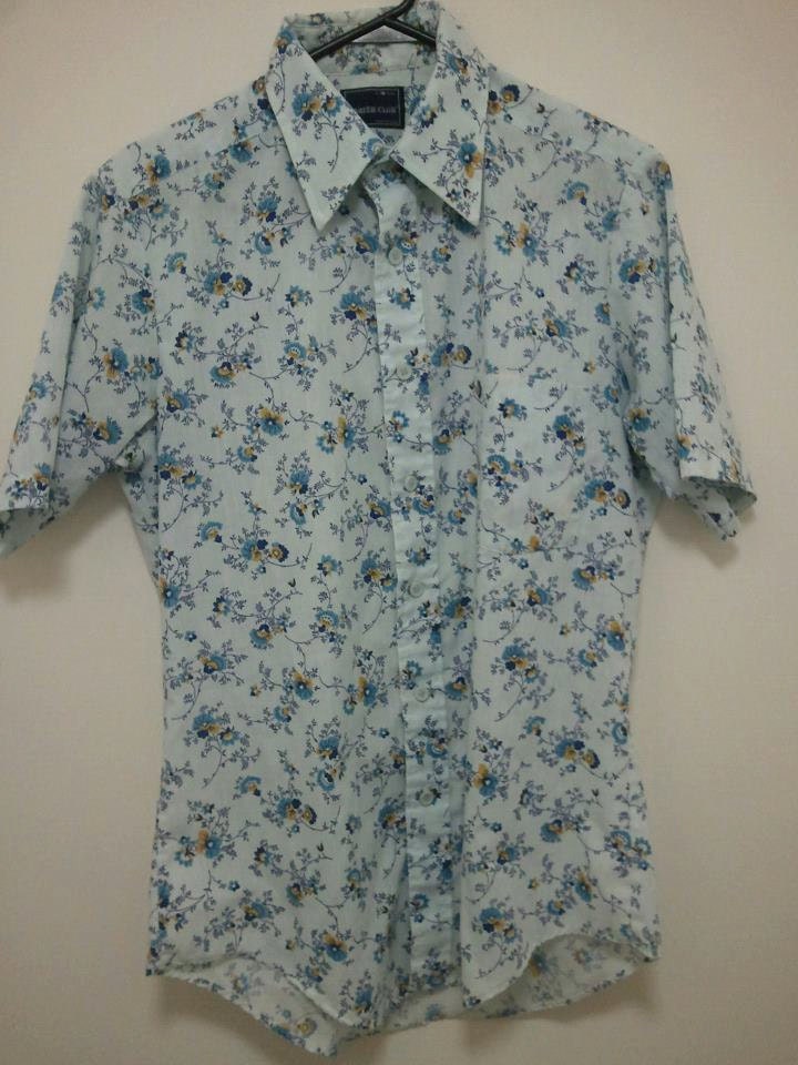 Men's floral button down shirt. Vintage Career Club size