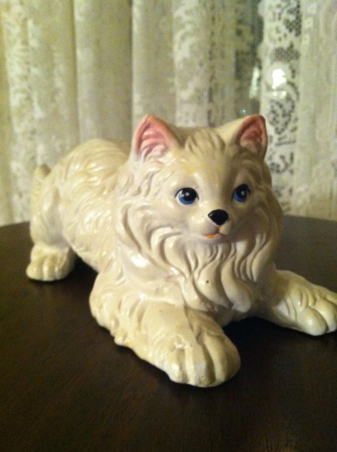 Pretty Kitty Vintage Chalk Cat Figurine