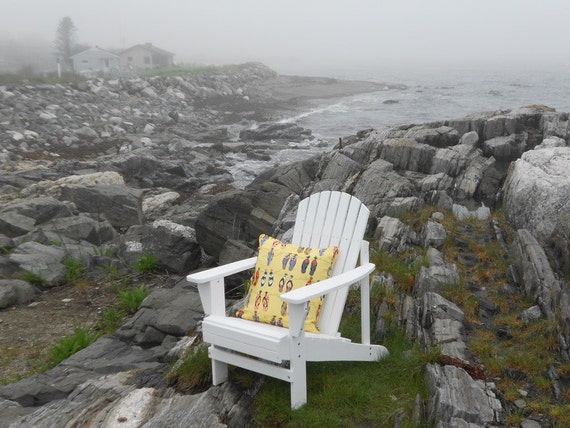 Photo of Adirondack Chair on rocky coast of NH by beachchairsbyk