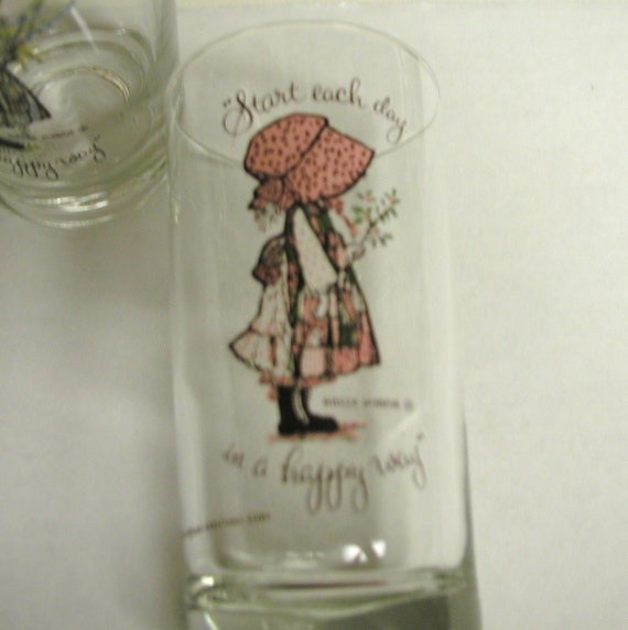 1972 Holly Hobbie Glasses Start Each Day The Happy Way Set