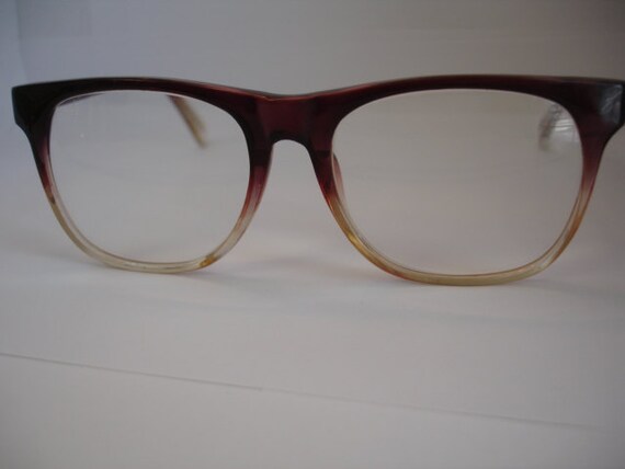 Extra Nice Vintage Men's Horn Rimmed Eyeglasses See our