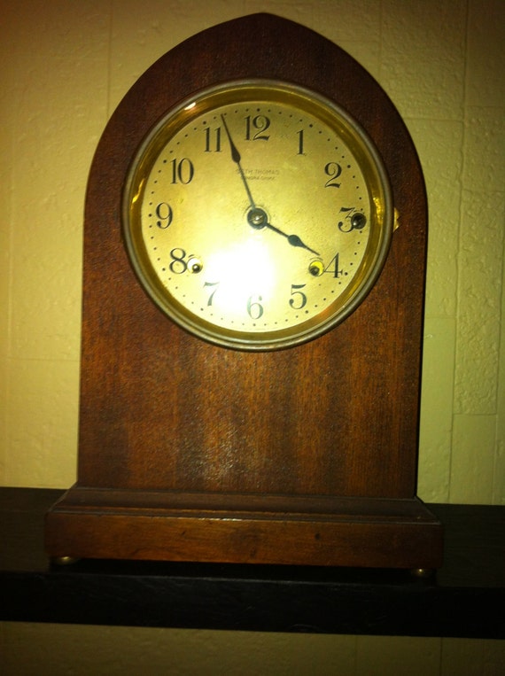Seth Thomas Dome style Mantle Chiming Clock