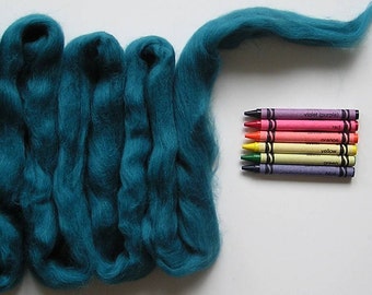 CORRIEDALE WOOL ROVING / Dark Teal 1 ounce / corriedale sliver for felting, spinning, dreadlocks, wet felted soaps, photo props, dolls hair