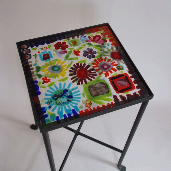 Side table with fused glass top floral