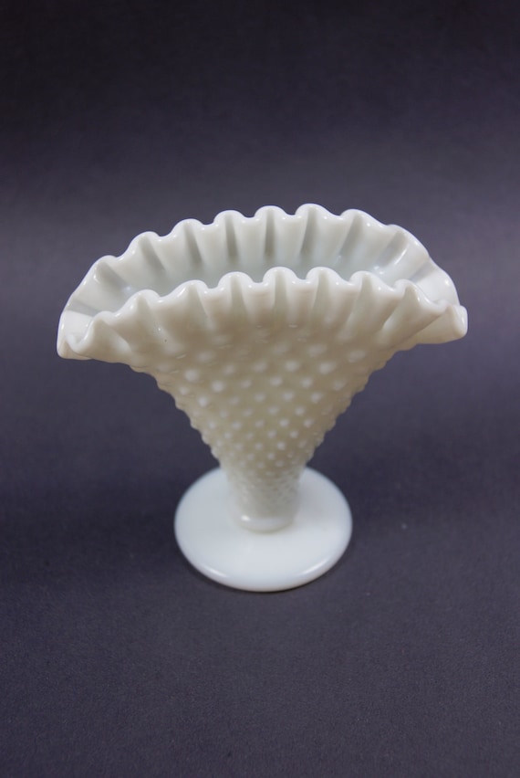 Fenton White Hobnail Milk Glass Fan Vase 1970s