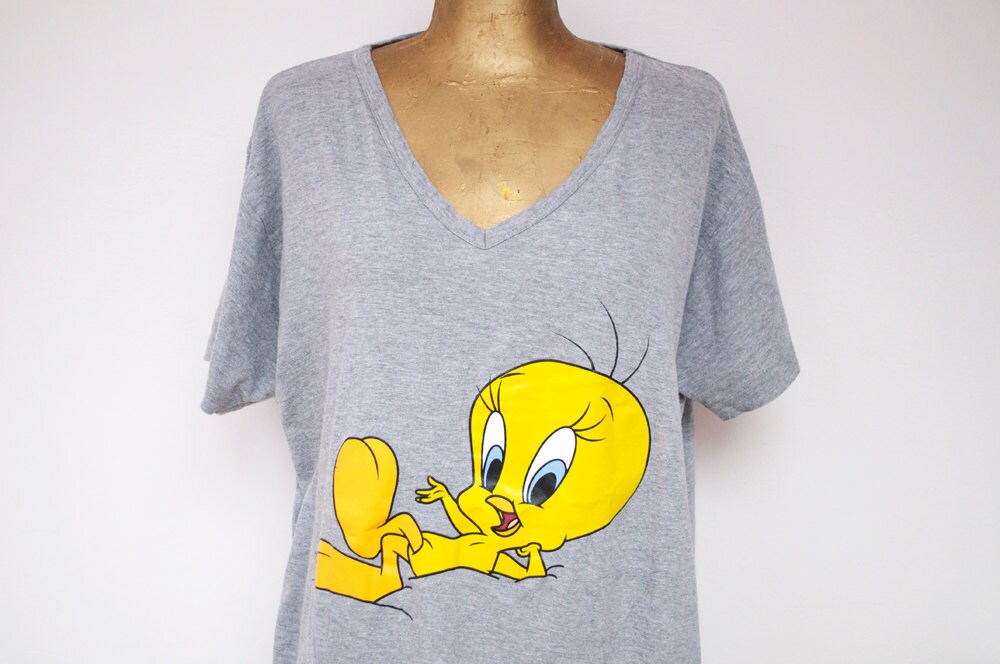 T-Shirt Tweety Bird V neck Looney Tunes