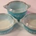 Set of 3 Pyrex Amish Butterprint casserole dishes & lids - turquoise
