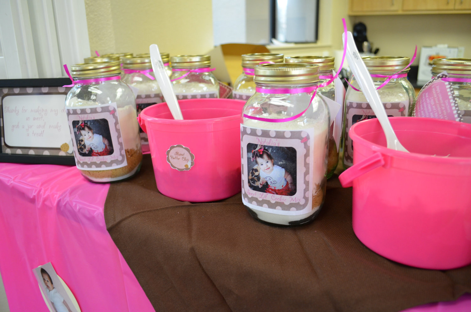 DIY Printable Cookie Jar Labels and Recipe by LilPartyAnimals