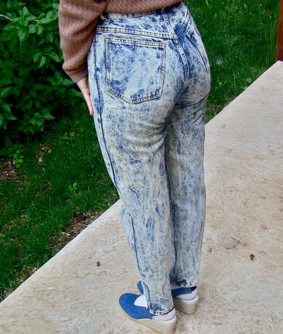 1990s Vintage Acid Wash High Waisted Palmetto Jeans