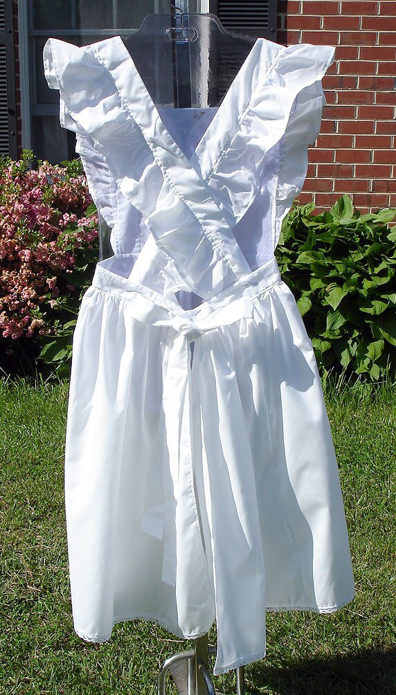 white pinafore apron plus size