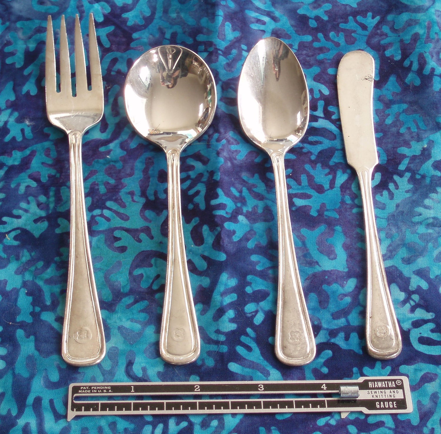 Vintage Wm. Rogers Oneida Hotel Plate flatware salad fork