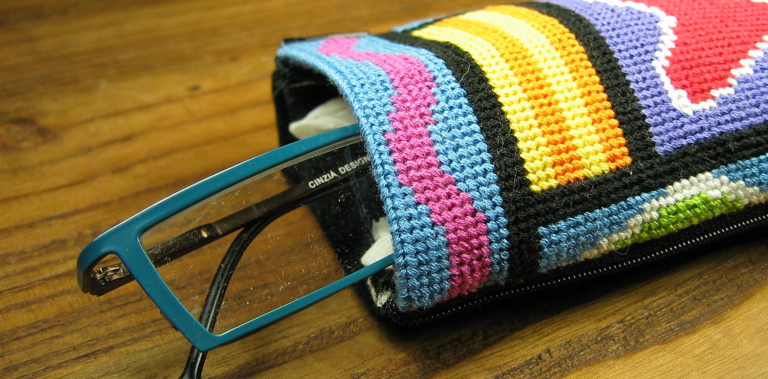 Modern Heart Needlepoint Eyeglass Case