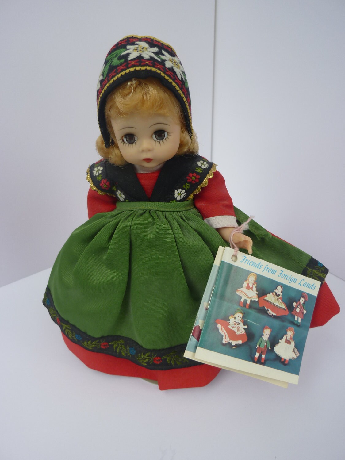 Madame Alexander Doll Sweden Friends From Foreign Lands 1971 