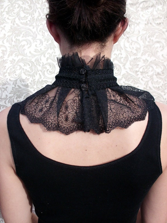 Black French Lace Collar