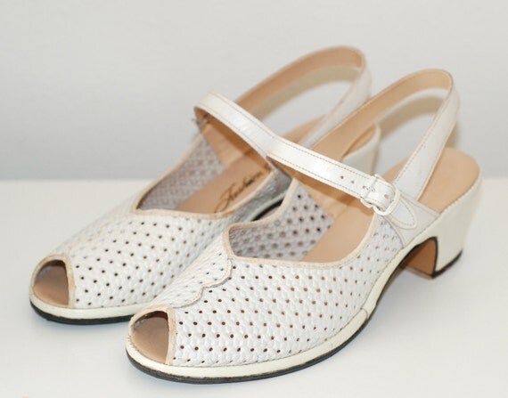 cream fleece flat sandals