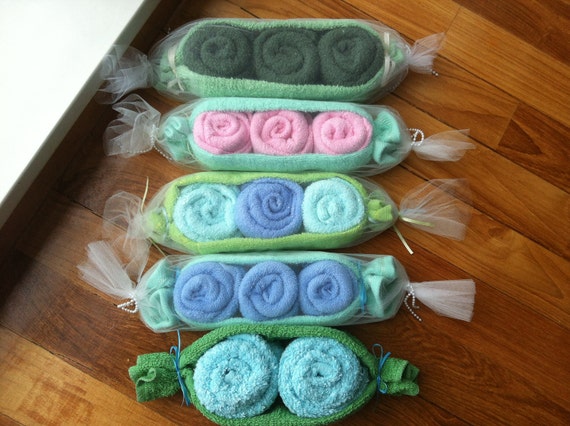 Items similar to 3 Peas in a Pod Washcloth set on Etsy