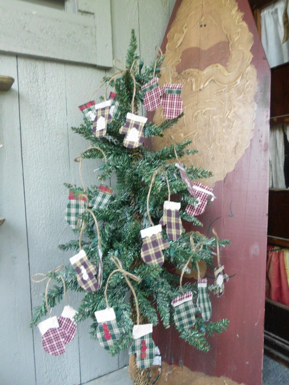 mitten ornaments primitive country christmas decor homespun mitten ornaments primitive country christmas decor homespun