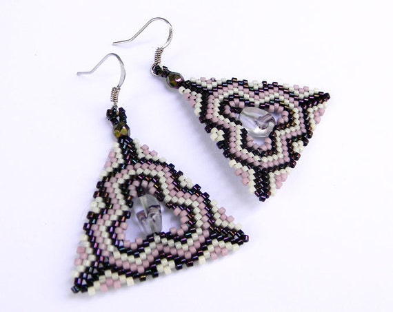 Seed bead earrings Triangle Peyote Earrings by Anabel27shop