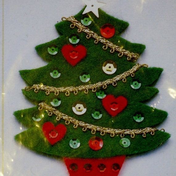 FELT ORNAMENT KIT Design Works Crafts 5583 by DartingDogCrafts