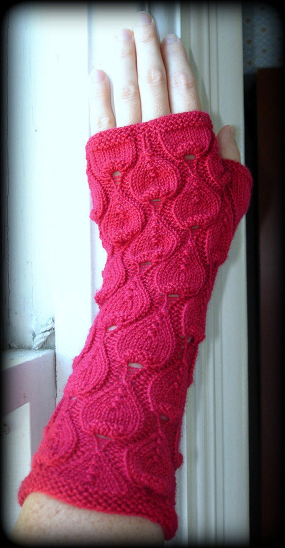 PDF Knitting Pattern For Women & Teens Claret Fingerless