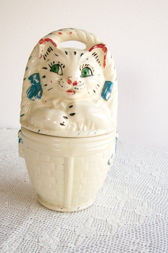 Vintage Cookie Jar Ceramic 'Kitten in a Basket'