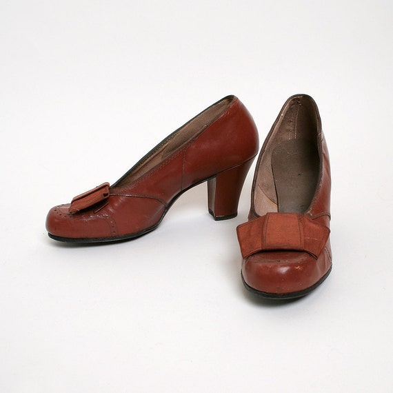 Vintage 1940s Heels Chocolate Brown Oxford Style Odette