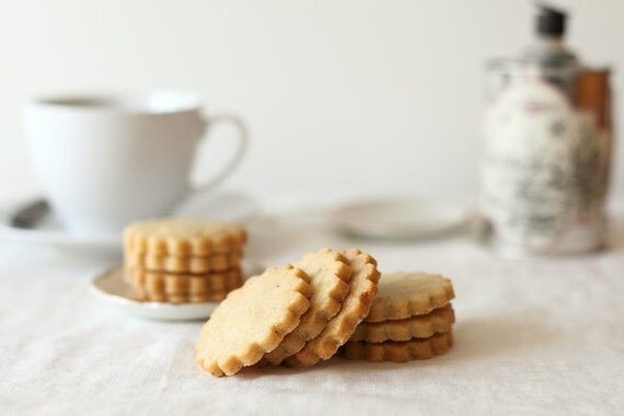 Honey Lavender Shortbread by Whimsy and Spice