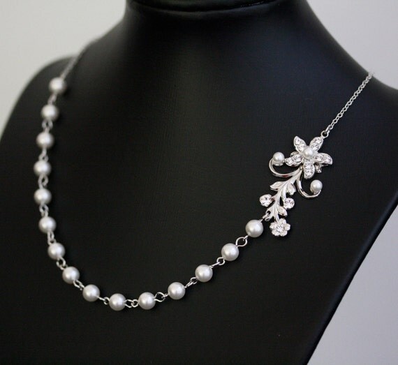 white flower wedding necklace white pearl bridal necklace vintage rhinestone flower simple white flower wedding necklace white pearl bridal necklace vintage rhinestone flower simple