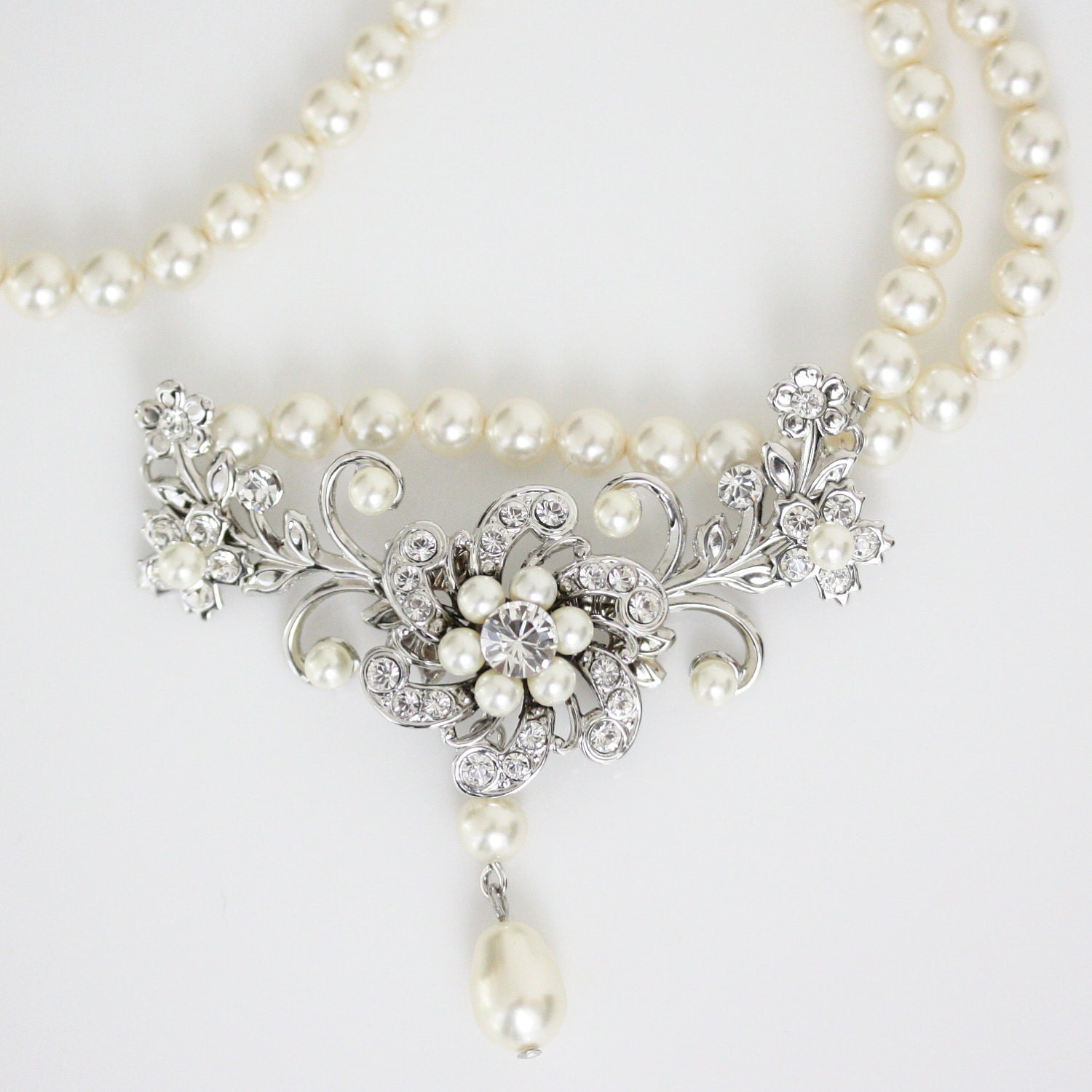 Wedding Necklace Ivory Pearl Bridal Necklace Vintage Style