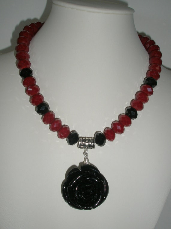 Items similar to Red necklace with black rose pendant and free pair of ...