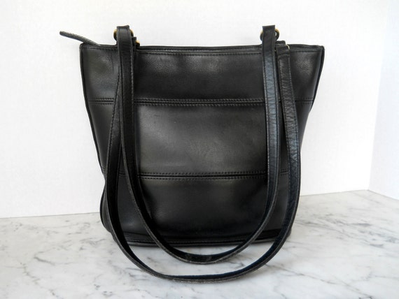 Coach Bucket Bag // Medium Black Leather Tote by pearlsvintage