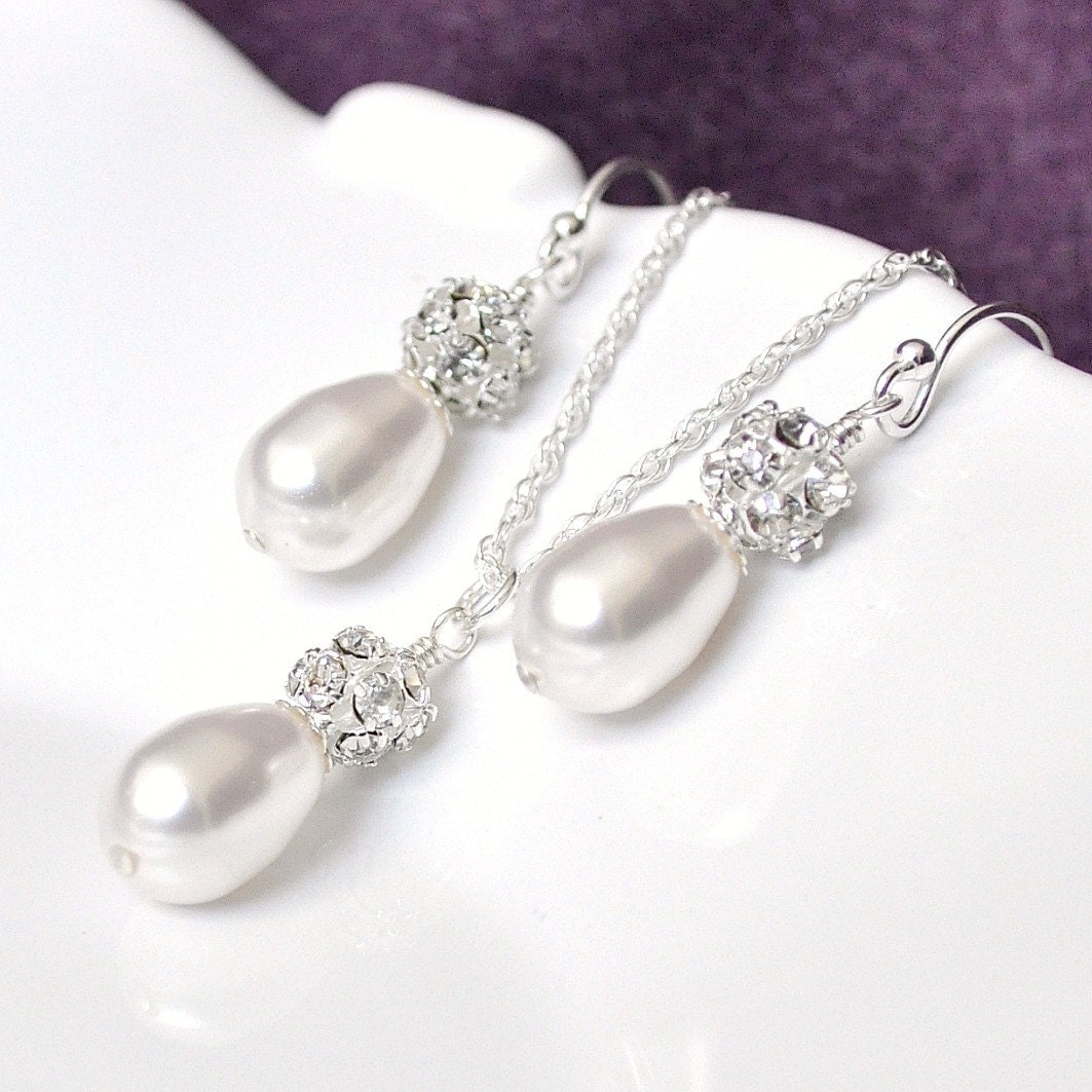 Wedding Jewelry SET Pearl Wedding Jewelry SET by somethingjeweled