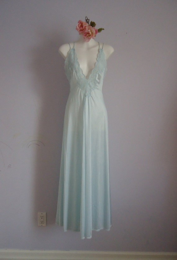 Vintage Miss Elaine Pale Blue Nightgown
