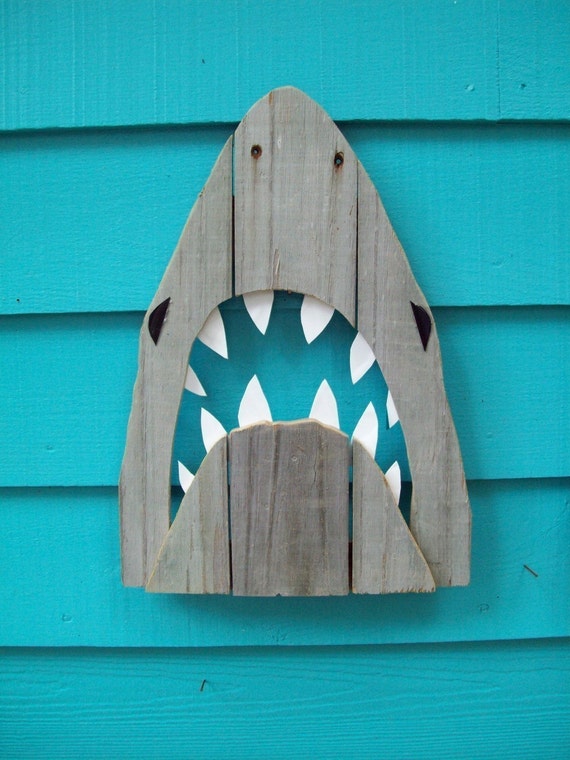 Shark art, made of recycled fence wood. JAWS, Great White, outdoor art